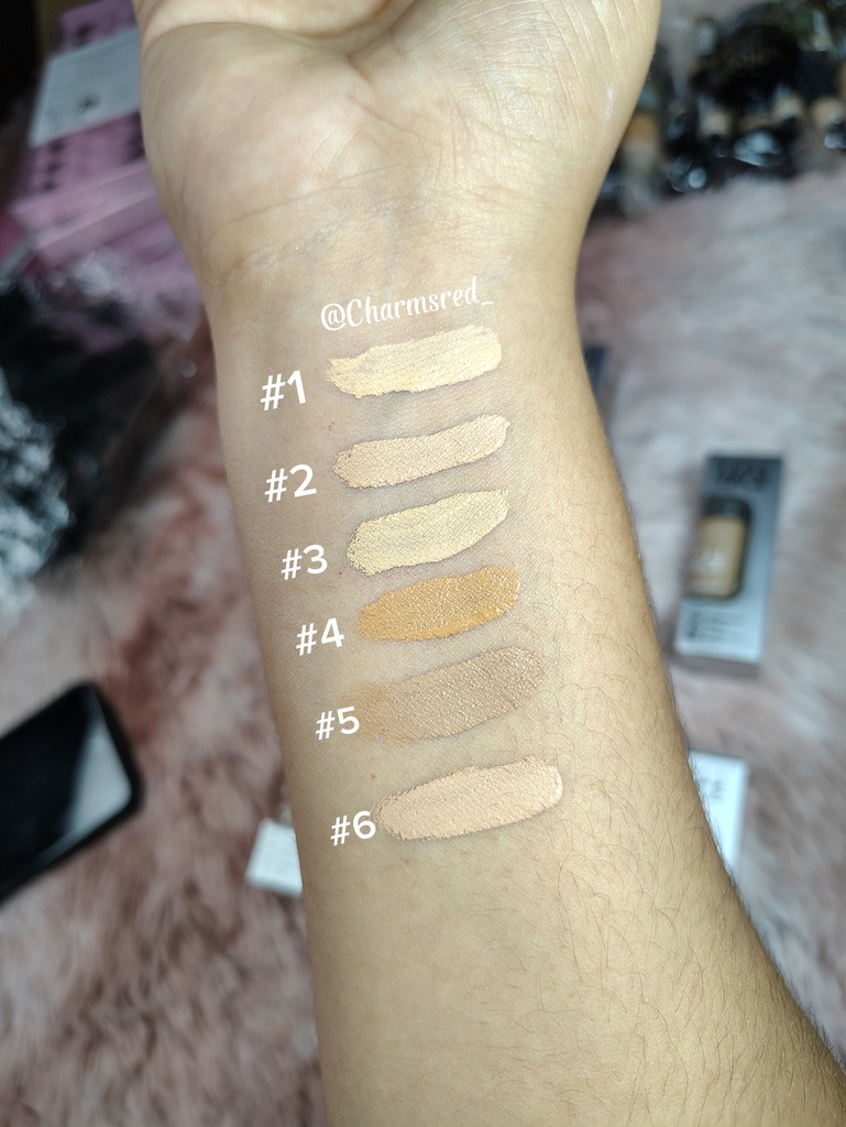 Corrector Aria cosmétics 